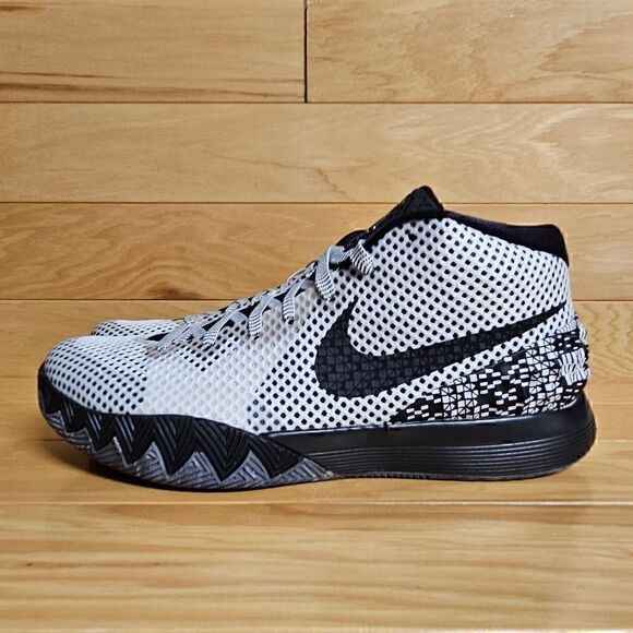 Nike Kyrie 1 BHM Size 10 Black History Month White Black Dark Grey 718820-100 main image 4